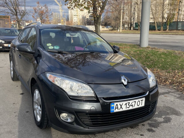 Сірий Рено Меган, об'ємом двигуна 1.5 л та пробігом 287 тис. км за 7900 $, фото 1 на Automoto.ua