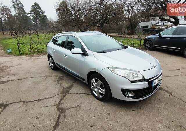 Сірий Рено Меган, об'ємом двигуна 1.5 л та пробігом 340 тис. км за 8000 $, фото 3 на Automoto.ua