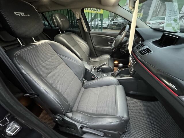 Серый Рено Меган, объемом двигателя 1.8 л и пробегом 309 тыс. км за 8900 $, фото 12 на Automoto.ua