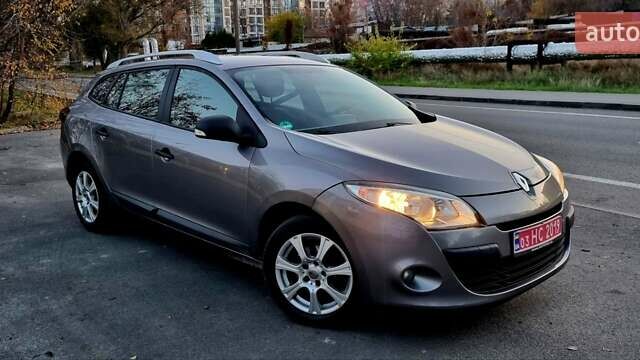 Сірий Рено Меган, об'ємом двигуна 1.6 л та пробігом 179 тис. км за 7767 $, фото 2 на Automoto.ua