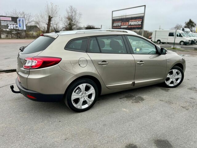 Сірий Рено Меган, об'ємом двигуна 1.5 л та пробігом 217 тис. км за 8300 $, фото 2 на Automoto.ua