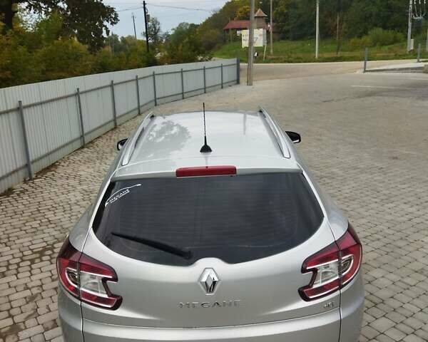 Серый Рено Меган, объемом двигателя 1.5 л и пробегом 280 тыс. км за 7200 $, фото 3 на Automoto.ua