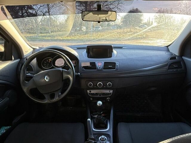 Сірий Рено Меган, об'ємом двигуна 1.5 л та пробігом 282 тис. км за 6400 $, фото 7 на Automoto.ua