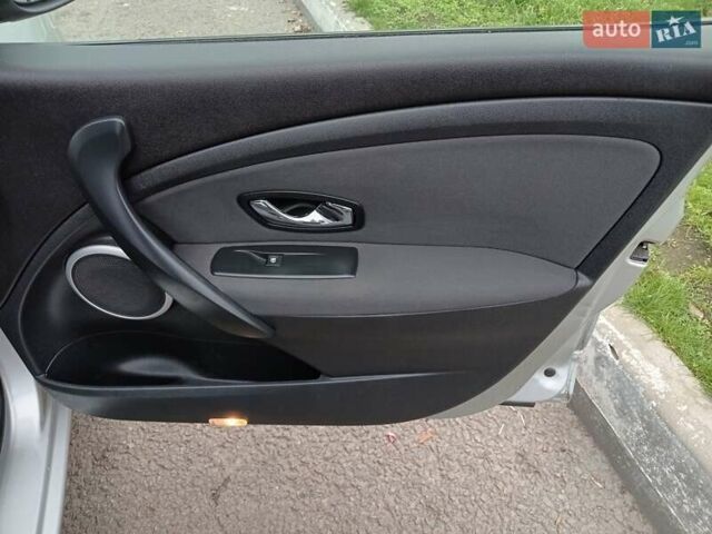 Сірий Рено Меган, об'ємом двигуна 1.5 л та пробігом 280 тис. км за 8250 $, фото 5 на Automoto.ua