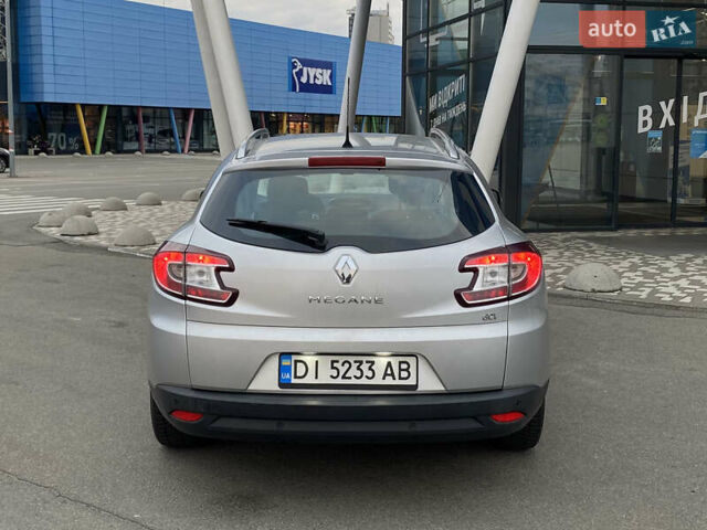 Рено Меган 2012 в Киеве на Automoto.ua Серый Рено Меган, объемом двигателя 1.5 л и пробегом 321 тыс. км за 7550 $, фото 13 на Automoto.ua