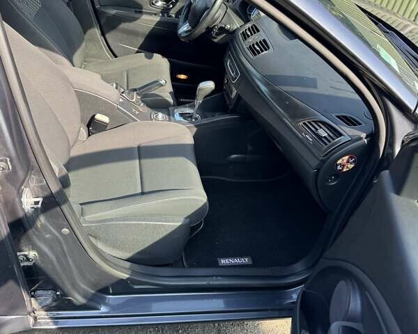 Сірий Рено Меган, об'ємом двигуна 1.5 л та пробігом 167 тис. км за 7999 $, фото 9 на Automoto.ua