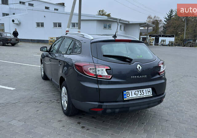 Серый Рено Меган, объемом двигателя 1.46 л и пробегом 183 тыс. км за 8100 $, фото 8 на Automoto.ua