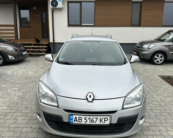 Сірий Рено Меган, об'ємом двигуна 1.46 л та пробігом 195 тис. км за 8500 $, фото 3 на Automoto.ua