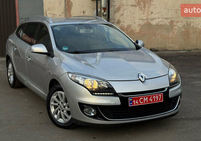 Серый Рено Меган, объемом двигателя 1.5 л и пробегом 215 тыс. км за 7600 $, фото 23 на Automoto.ua