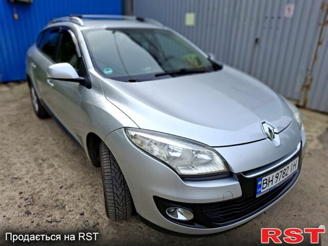 Серый Рено Меган, объемом двигателя 1.5 л и пробегом 325 тыс. км за 6900 $, фото 2 на Automoto.ua