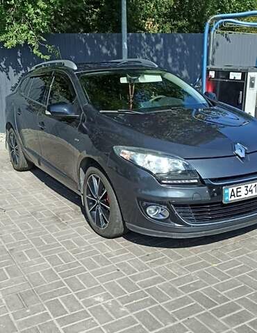 Сірий Рено Меган, об'ємом двигуна 1.46 л та пробігом 325 тис. км за 8700 $, фото 120 на Automoto.ua