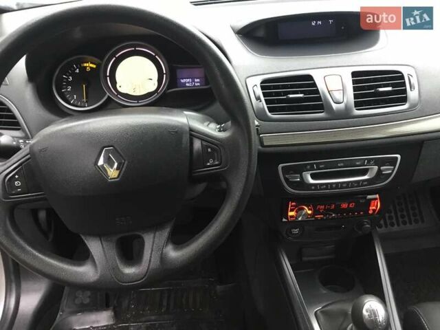 Серый Рено Меган, объемом двигателя 1.5 л и пробегом 169 тыс. км за 7900 $, фото 10 на Automoto.ua