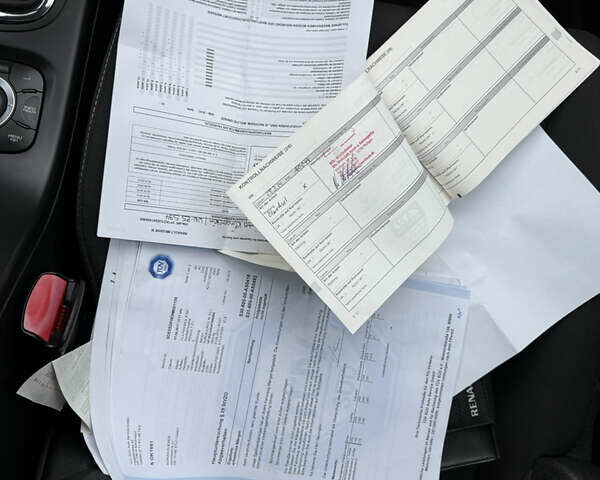 Серый Рено Меган, объемом двигателя 1.6 л и пробегом 176 тыс. км за 9200 $, фото 37 на Automoto.ua