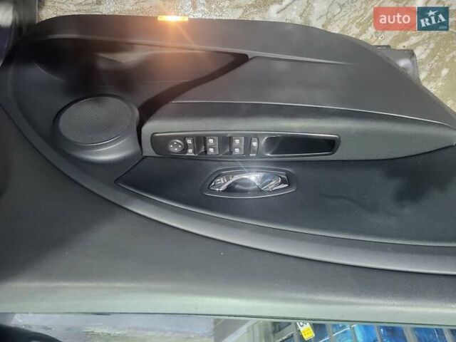 Сірий Рено Меган, об'ємом двигуна 1.46 л та пробігом 208 тис. км за 7500 $, фото 4 на Automoto.ua
