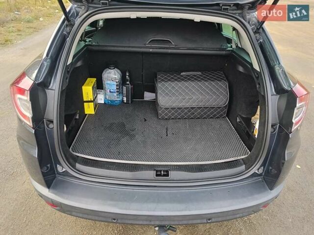 Серый Рено Меган, объемом двигателя 1.5 л и пробегом 263 тыс. км за 8600 $, фото 37 на Automoto.ua