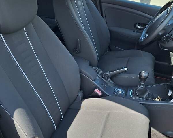 Сірий Рено Меган, об'ємом двигуна 1.5 л та пробігом 219 тис. км за 7700 $, фото 14 на Automoto.ua