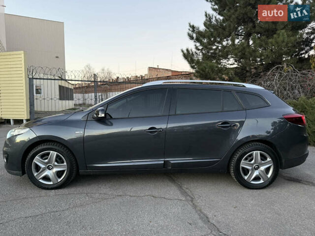 Сірий Рено Меган, об'ємом двигуна 1.46 л та пробігом 275 тис. км за 9350 $, фото 5 на Automoto.ua