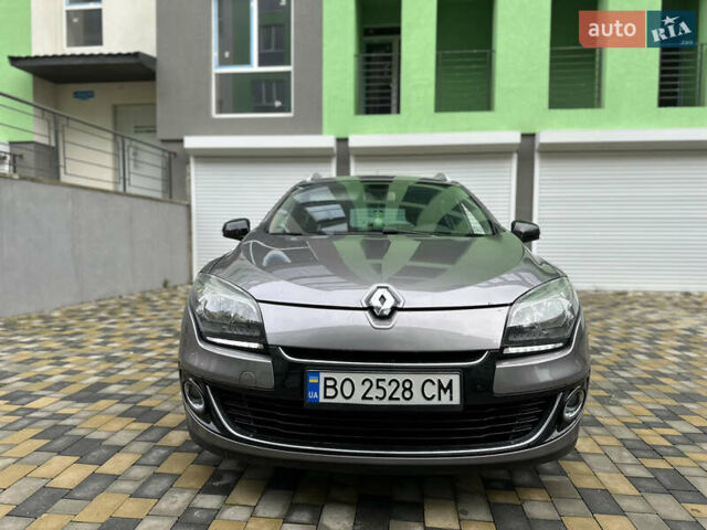 Серый Рено Меган, объемом двигателя 1.46 л и пробегом 292 тыс. км за 7800 $, фото 24 на Automoto.ua