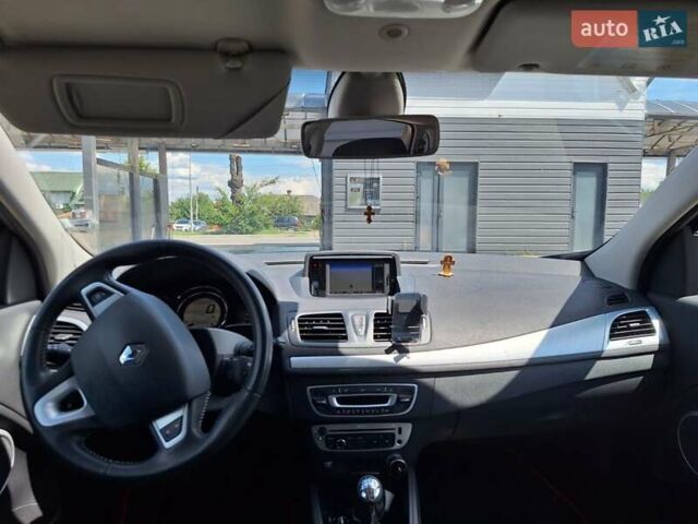 Сірий Рено Меган, об'ємом двигуна 1.5 л та пробігом 219 тис. км за 7700 $, фото 12 на Automoto.ua