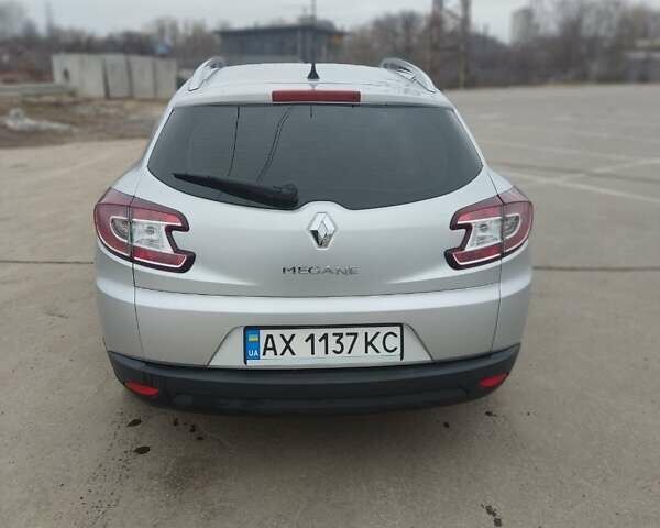 Сірий Рено Меган, об'ємом двигуна 1.5 л та пробігом 258 тис. км за 7300 $, фото 10 на Automoto.ua