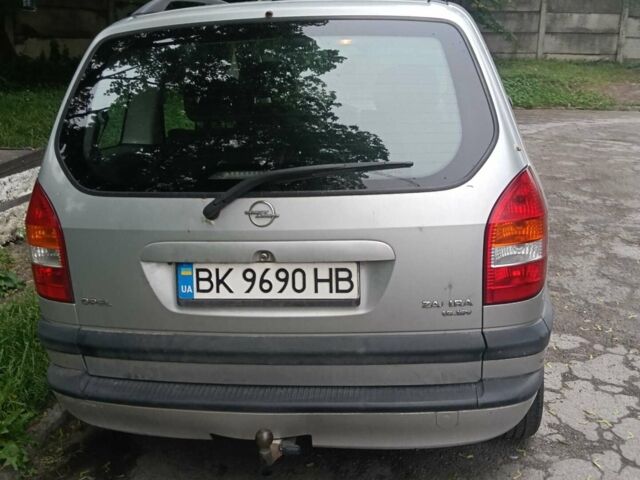 Серый Рено Меган, объемом двигателя 0 л и пробегом 269 тыс. км за 5861 $, фото 6 на Automoto.ua
