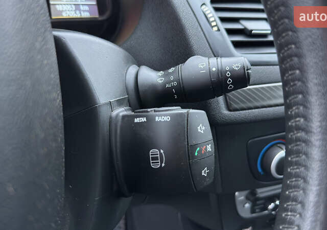 Серый Рено Меган, объемом двигателя 1.46 л и пробегом 183 тыс. км за 8100 $, фото 66 на Automoto.ua