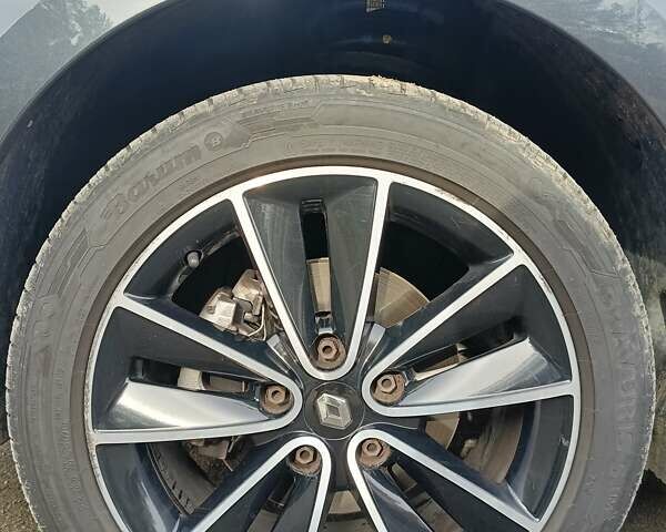 Серый Рено Меган, объемом двигателя 1.5 л и пробегом 263 тыс. км за 8600 $, фото 32 на Automoto.ua