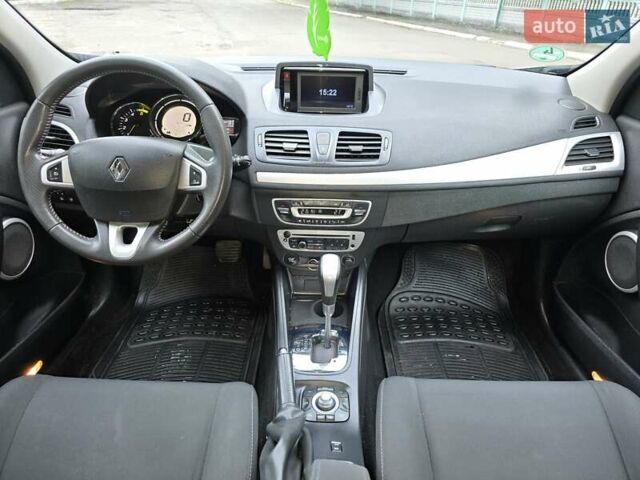 Серый Рено Меган, объемом двигателя 1.46 л и пробегом 195 тыс. км за 8500 $, фото 29 на Automoto.ua