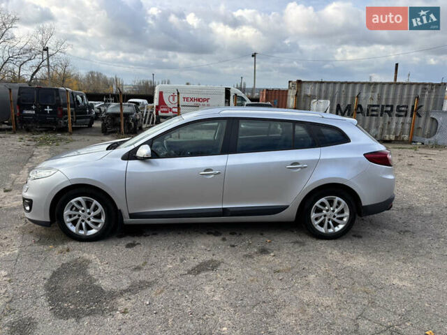 Серый Рено Меган, объемом двигателя 1.46 л и пробегом 298 тыс. км за 7500 $, фото 3 на Automoto.ua