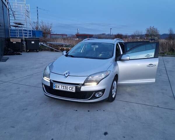 Серый Рено Меган, объемом двигателя 1.46 л и пробегом 292 тыс. км за 6500 $, фото 19 на Automoto.ua