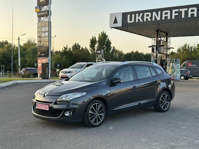 Серый Рено Меган, объемом двигателя 1.5 л и пробегом 260 тыс. км за 8000 $, фото 1 на Automoto.ua