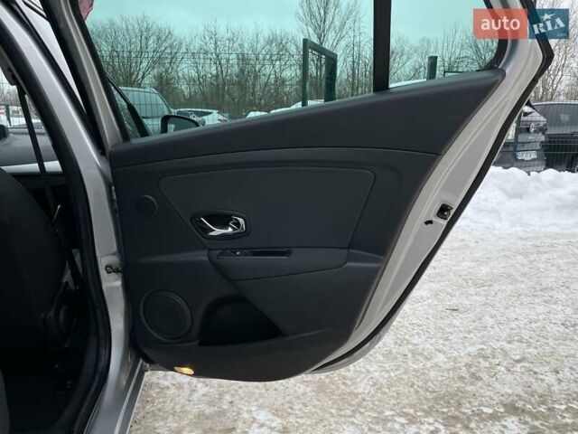 Серый Рено Меган, объемом двигателя 1.5 л и пробегом 271 тыс. км за 7999 $, фото 29 на Automoto.ua