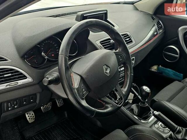 Серый Рено Меган, объемом двигателя 1.5 л и пробегом 293 тыс. км за 8800 $, фото 7 на Automoto.ua