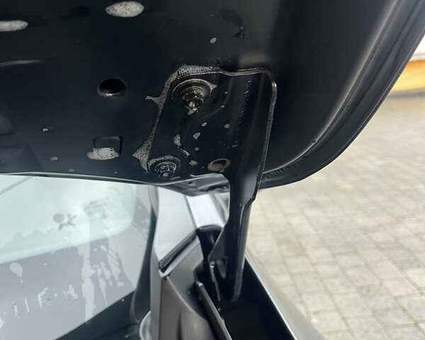 Серый Рено Меган, объемом двигателя 1.5 л и пробегом 210 тыс. км за 8300 $, фото 43 на Automoto.ua