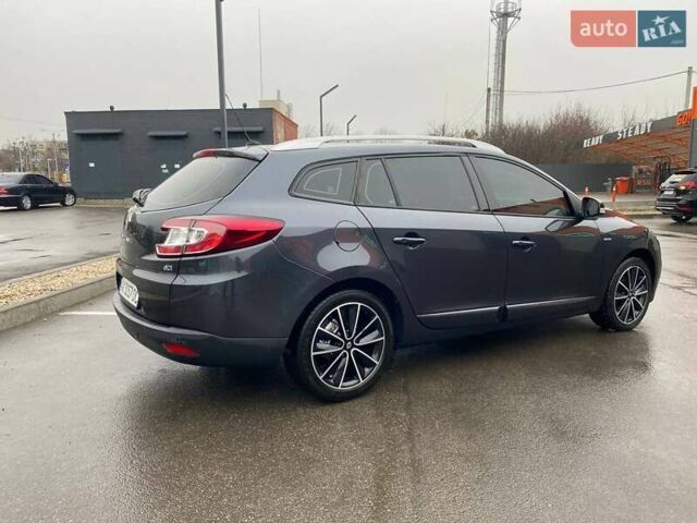 Сірий Рено Меган, об'ємом двигуна 1.46 л та пробігом 215 тис. км за 10300 $, фото 56 на Automoto.ua