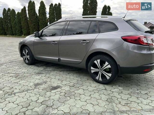 Серый Рено Меган, объемом двигателя 1.46 л и пробегом 257 тыс. км за 8850 $, фото 2 на Automoto.ua