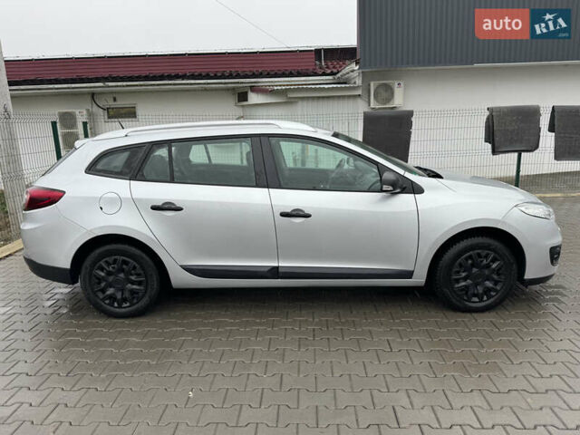 Сірий Рено Меган, об'ємом двигуна 1.6 л та пробігом 154 тис. км за 7650 $, фото 3 на Automoto.ua