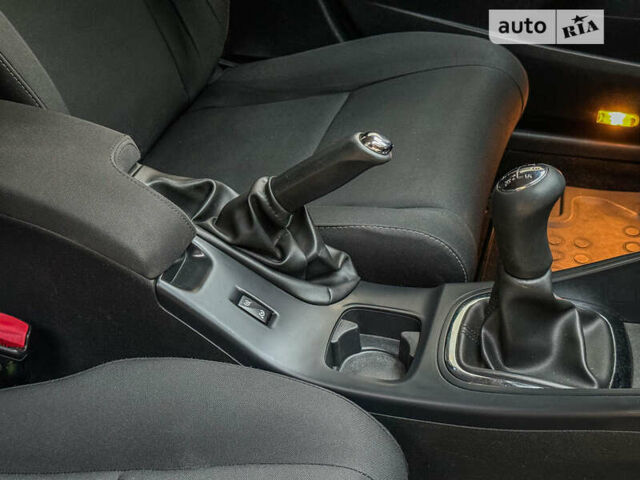 Серый Рено Меган, объемом двигателя 1.5 л и пробегом 190 тыс. км за 8450 $, фото 78 на Automoto.ua