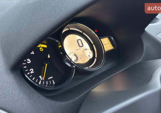 Серый Рено Меган, объемом двигателя 1.46 л и пробегом 183 тыс. км за 8100 $, фото 62 на Automoto.ua