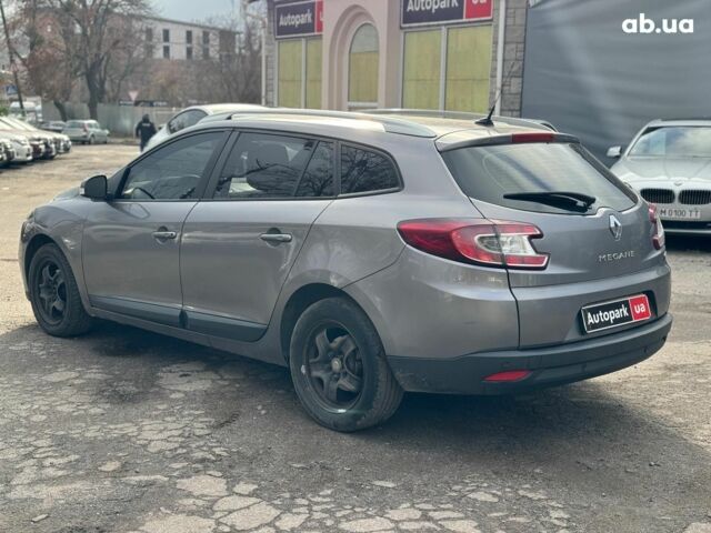 Серый Рено Меган, объемом двигателя 1.5 л и пробегом 380 тыс. км за 6940 $, фото 7 на Automoto.ua
