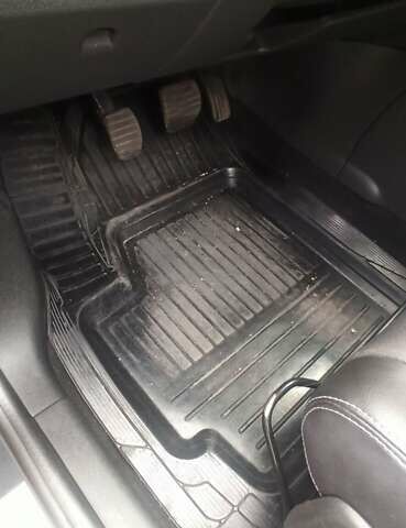 Сірий Рено Меган, об'ємом двигуна 1.46 л та пробігом 325 тис. км за 8700 $, фото 24 на Automoto.ua