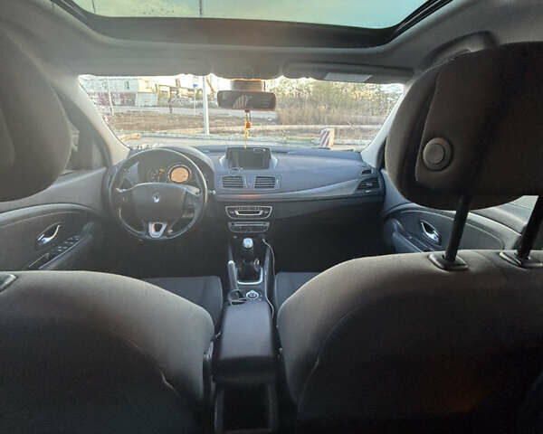 Сірий Рено Меган, об'ємом двигуна 1.46 л та пробігом 319 тис. км за 6500 $, фото 6 на Automoto.ua