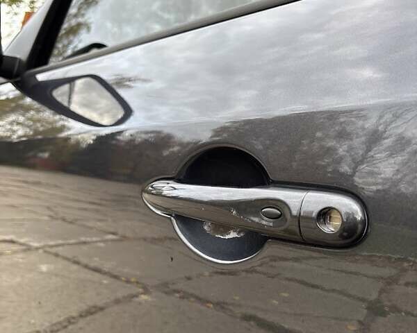 Сірий Рено Меган, об'ємом двигуна 1.46 л та пробігом 215 тис. км за 10300 $, фото 21 на Automoto.ua