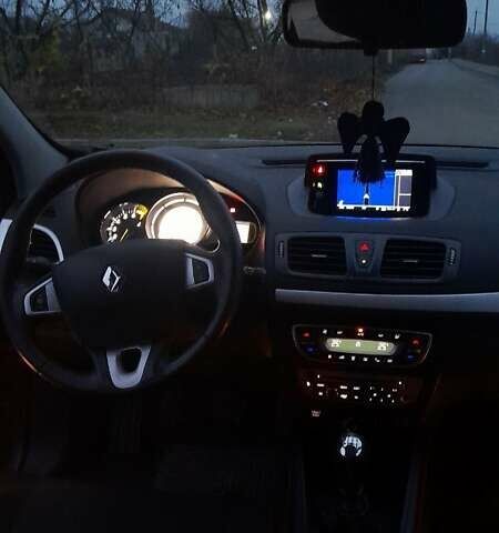 Сірий Рено Меган, об'ємом двигуна 1.2 л та пробігом 199 тис. км за 6499 $, фото 14 на Automoto.ua