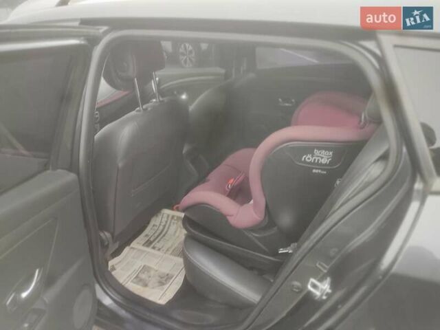 Сірий Рено Меган, об'ємом двигуна 1.46 л та пробігом 214 тис. км за 8800 $, фото 13 на Automoto.ua