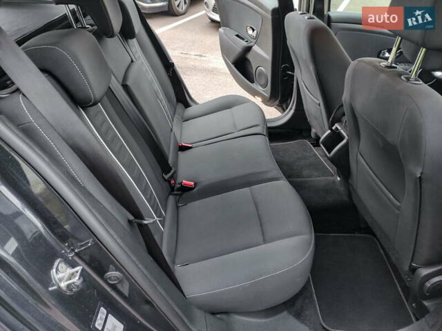 Сірий Рено Меган, об'ємом двигуна 1.5 л та пробігом 190 тис. км за 8900 $, фото 31 на Automoto.ua