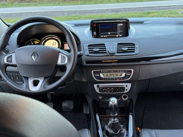 Серый Рено Меган, объемом двигателя 1.5 л и пробегом 253 тыс. км за 8399 $, фото 10 на Automoto.ua