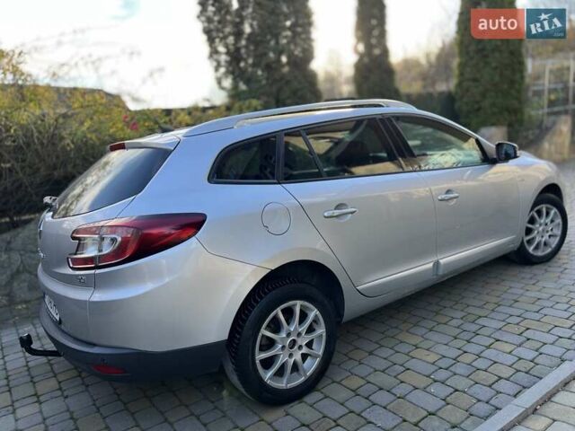 Сірий Рено Меган, об'ємом двигуна 1.6 л та пробігом 266 тис. км за 6300 $, фото 14 на Automoto.ua