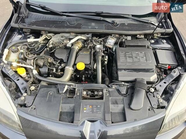 Серый Рено Меган, объемом двигателя 1.5 л и пробегом 263 тыс. км за 8600 $, фото 23 на Automoto.ua