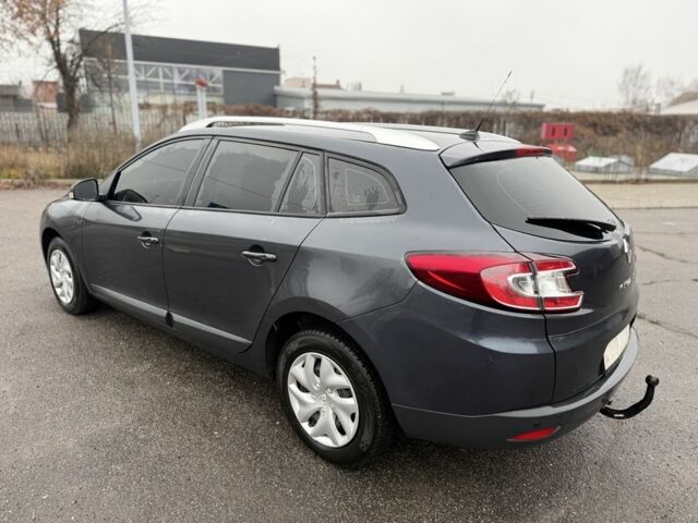 Сірий Рено Меган, об'ємом двигуна 1.6 л та пробігом 200 тис. км за 3500 $, фото 5 на Automoto.ua